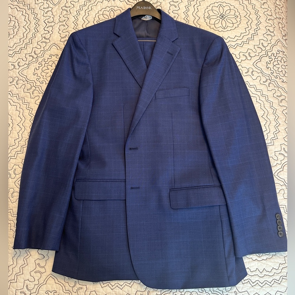 Jos. A Bank Men’s Traveler Tailored Fit Suit 42R 42 Regular 100% Wool